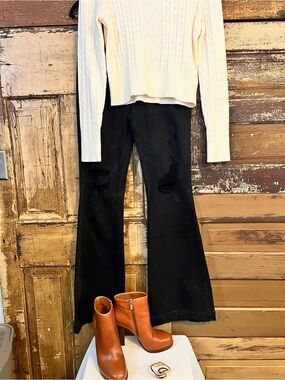 NWOT Judy Blue Black Flare Jeans | High Rise Distressed Stretch Denim | Size 27